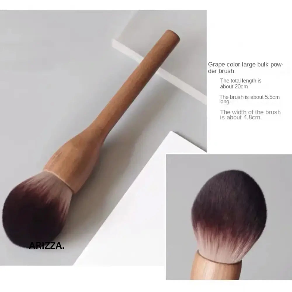 Women Vintage Wood Handle Makeup Brush Powder Brush 1